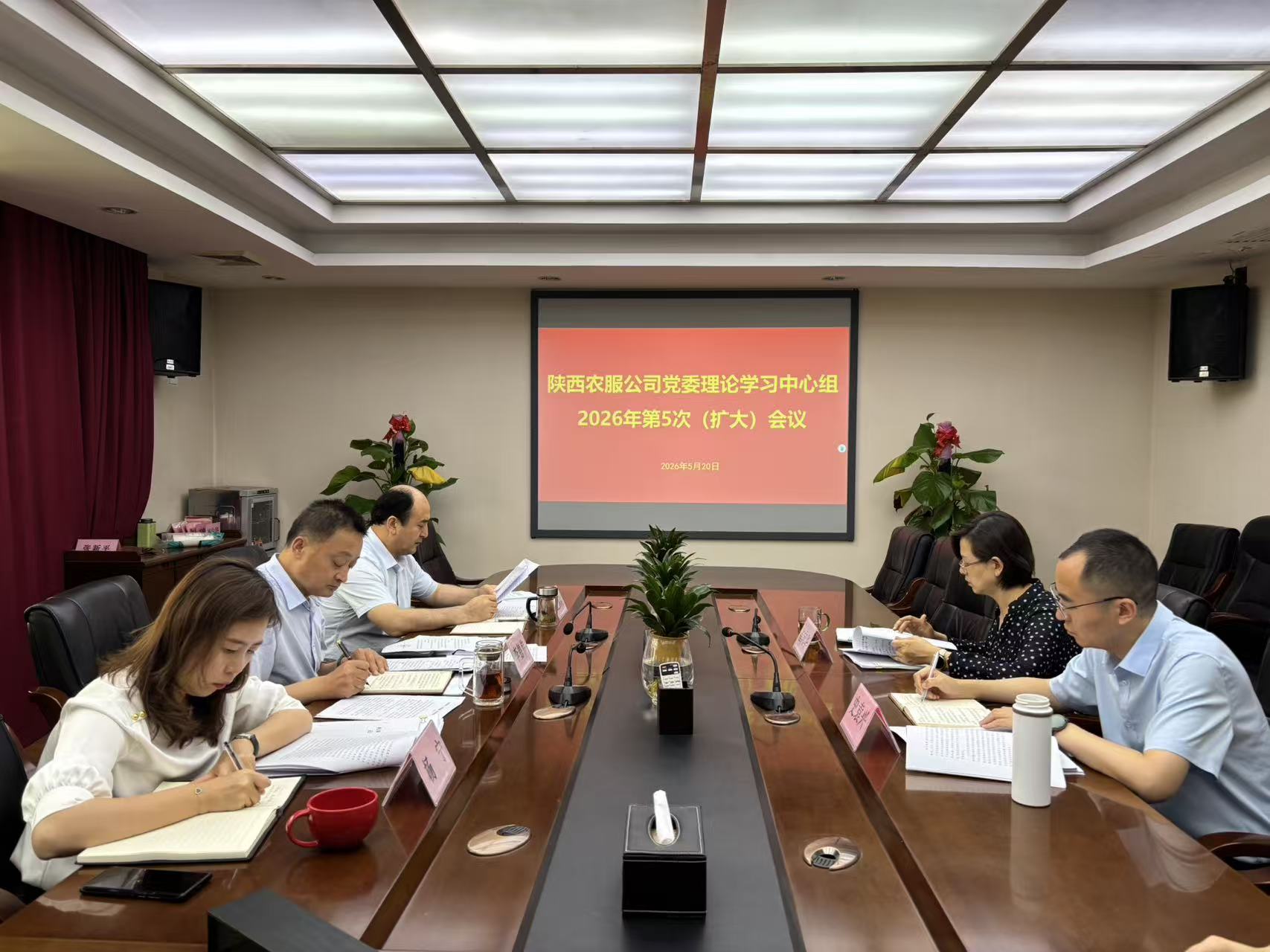 bca0bb099dd10c653da23ea27c92ac8d.jpg